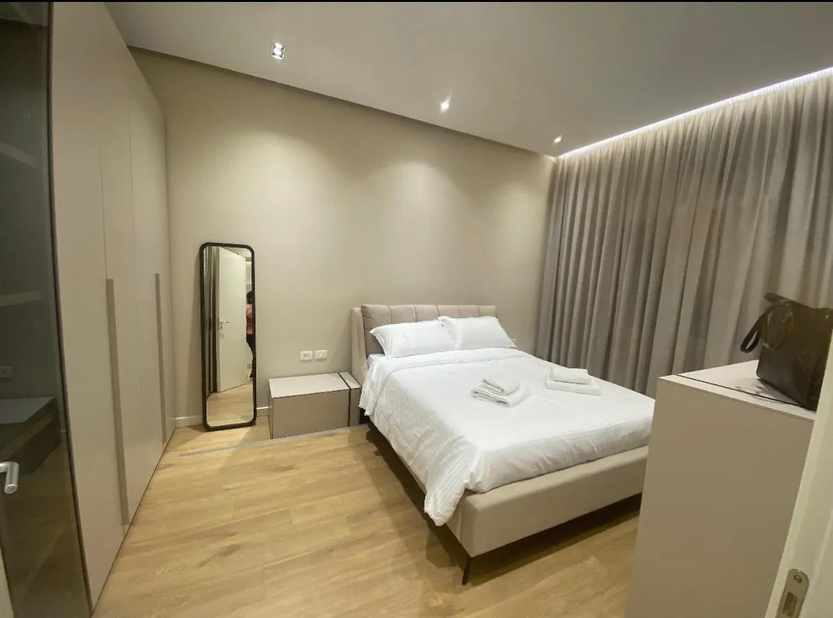 Lilo'S Place Tirana